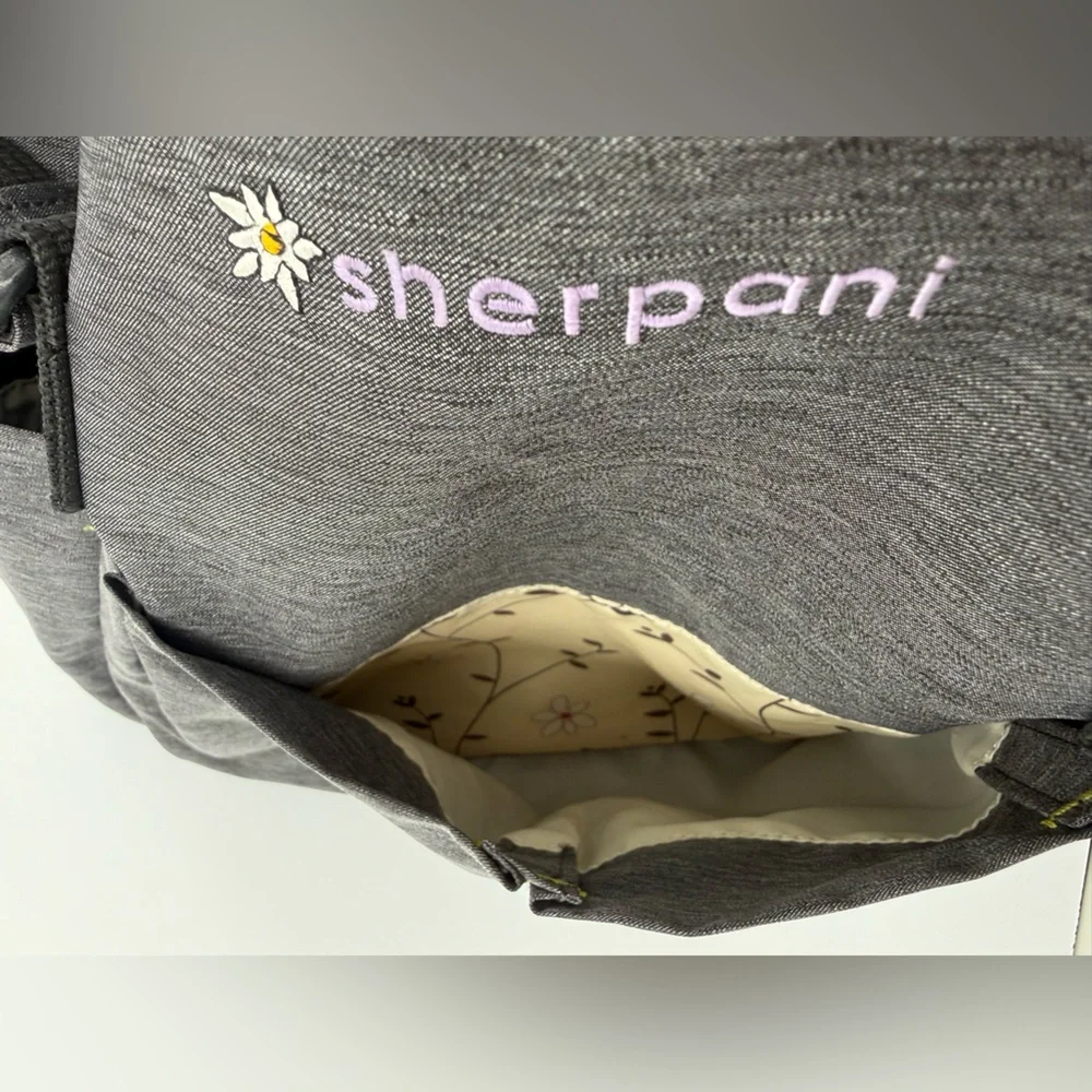 Sherpani Wisdom Charcoal Gray Gym Yoga Bag with yellow accents - OS